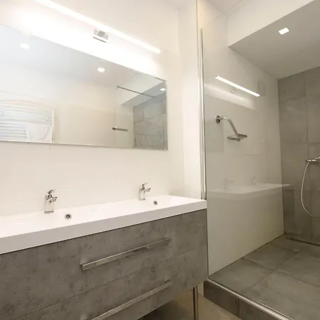 Apartman Ph - Ryzoviste *